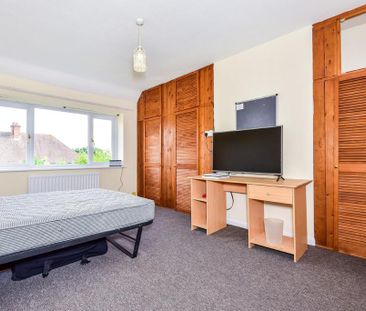 5 bedroom semi-detached house to rent - Photo 5