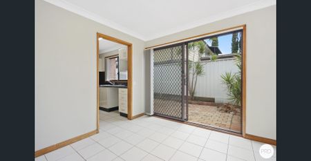 PRIVATE 3 BEDROOM TOWNHOUSE - Photo 5