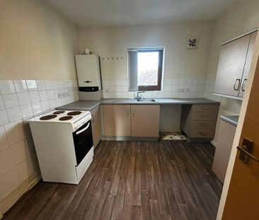 Queens Court, Neath - Photo 1