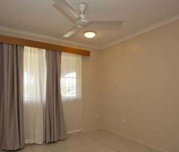 Don't judge a book by the cover! - Photo 1