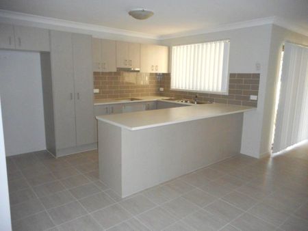 A HOME AMONG THE GUMTREES - Photo 5