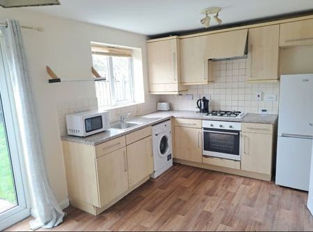 Room in a Shared House, Newton Heath, M40 - Photo 4