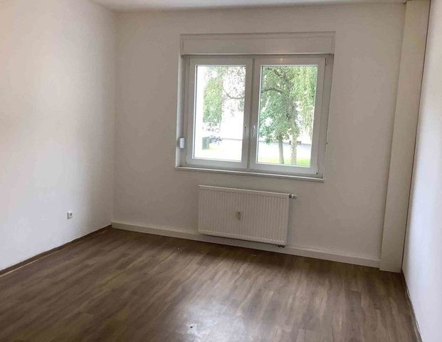 3-Zimmer-EG-Wohnung mit Balkon! - Photo 1