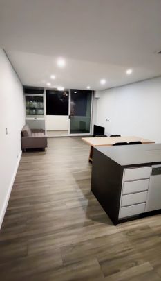 2 beds 2 bath - Photo 1