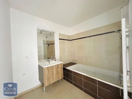 Appartement à louer 3 pièces - Photo 2