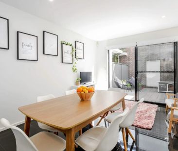 Will Situated Townhouse in the Heart of St Clair - Photo 2