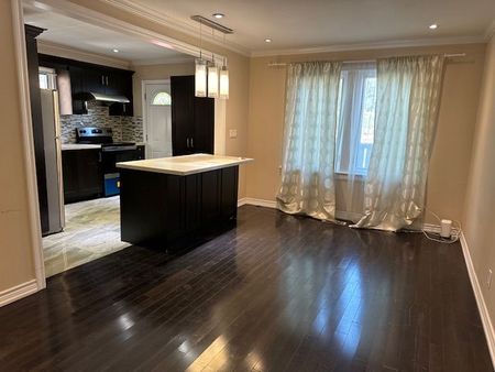 For Lease - 164 Adelaide Avenue, Oshawa, Ontario - Photo 4