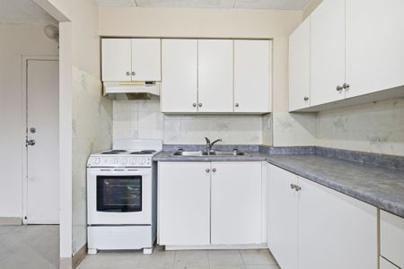 For Lease - 19 Manchester Avenue Unit# 101, St. Catharines, Ontario - Photo 4