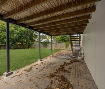 27 Iris St, Gailes QLD 4300 - House For Rent | Domain - Photo 3