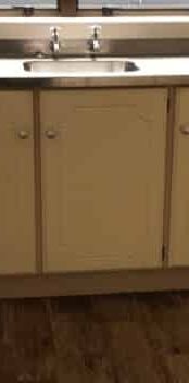 2 bedroom brick and tile - Photo 2