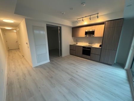 For Lease - 120 Broadway Avenue Unit# 315, Toronto, Ontario - Photo 3