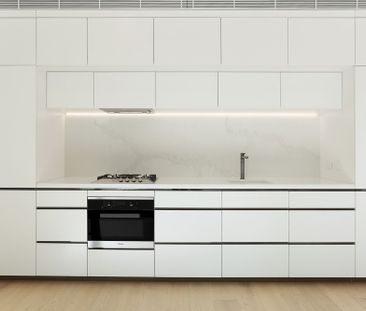 Castle Residences - Unfurnished - Available 30th June - Photo 1