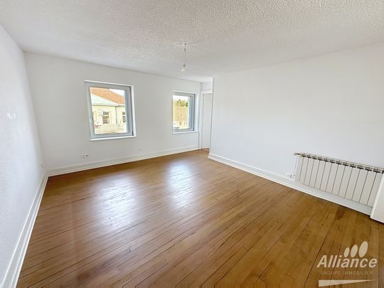 Appartement T2 – Dampierre-les-Bois – Dernier étage lumineux 58m2 - Photo 1