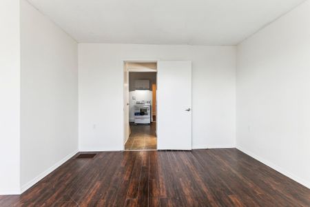 For Lease - 279 Cedarvale Avenue Unit# Upper, Toronto, Ontario - Photo 5