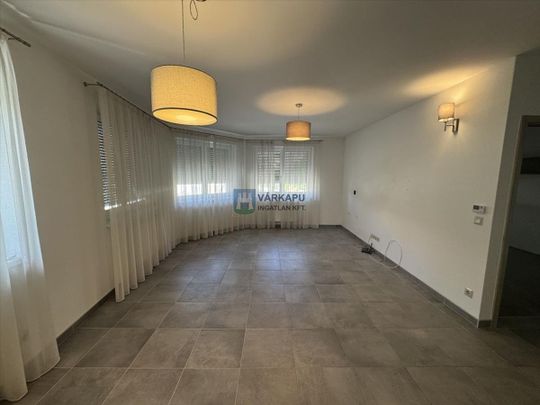 Kiadó újszerű állapotú lakás - Székesfehérvár - Photo 1