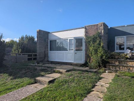 2 bedroom bungalow to rent - Photo 4