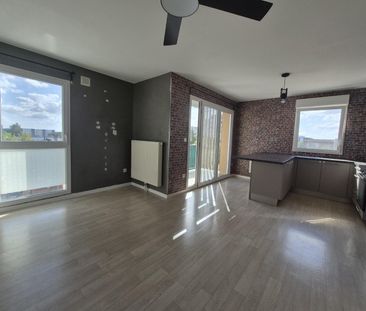 Location Appartement 3 pièces 61m² MONS EN BAROEUL 59370 - Photo 3