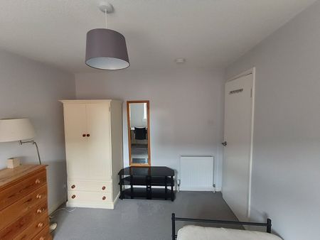 Room in a Shared Flat, Landressy Place, G40 - Photo 5