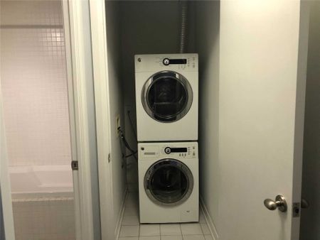 For Lease - 18 Beverley Street Unit# 714, Toronto, Ontario - Photo 2