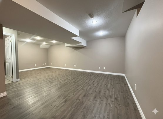 $3,450 / 3 br / 4 ba / 41 Pineridge Dr - Photo 1