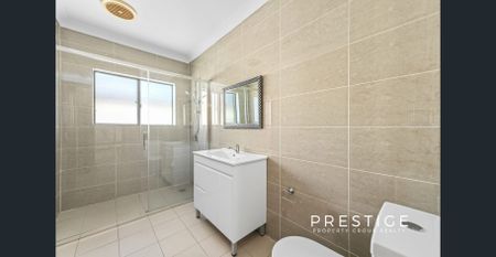 Spacious 3-Bedroom Family Home in Prime Arncliffe Location - Photo 2