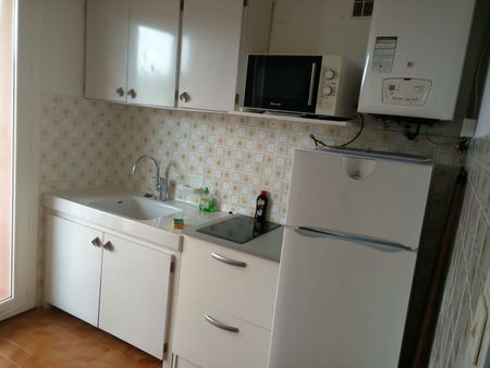 Location Appartement 1 pièce 27m² - Photo 5