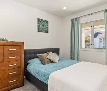 Top Townhouse in Great Location - Photo 3