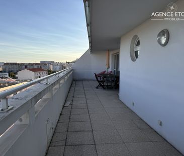 Appartement 4 pièces 83m2 MARSEILLE 10EME 1 620 euros - Photo 1