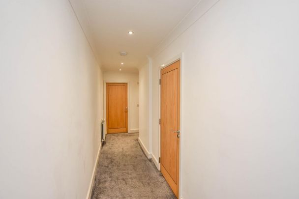 3 bed House - Mews for Rent - Photo 1