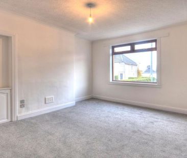 2 bedroom semi-detached house to rent - Photo 4