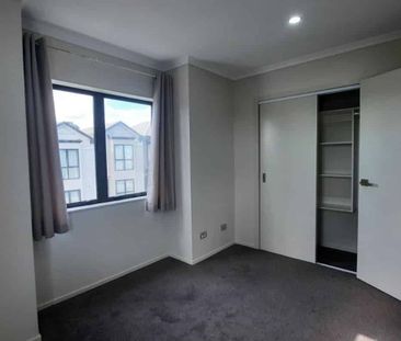 Townhouse 2 bedrooms, 1 bathroom and 1 carpark - Photo 1