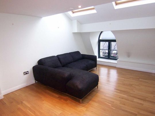 1 bedroom flat to rent - Photo 1