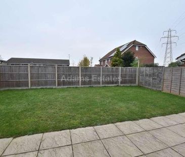 Hilltop Road, Reading, RG6 - Photo 2