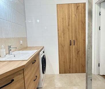 Mieszkanie 3 pokojowe w centrum, 1 piętro - Фото 6