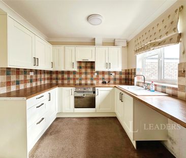 2 bedroom bungalow to rent St. Clements Way, Brundall, NR13 - Photo 4