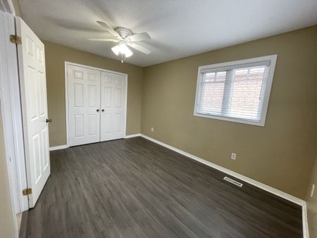 For Lease - 3216 Dovetail Mews Unit# MAIN & 2nd FLOOR, Mississauga, Ontario - Photo 5