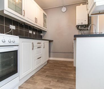 2 bedroom terraced house to rent - Photo 5