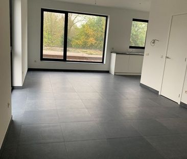 Nieuwbouw Praktijkruimte met Duplex Appartement (3 Slaapkamers) en ... - Photo 2