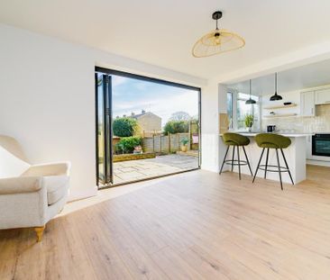 4 bedroom house to rent - Photo 1