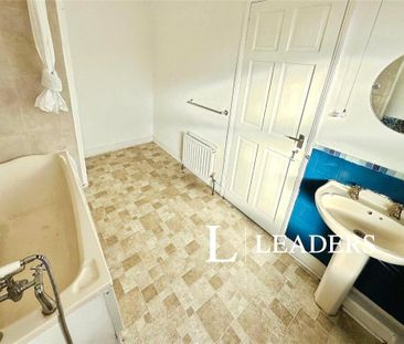 3 bedroom terraced house to rent - Photo 3