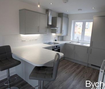 2 bedroom terraced house to rent - Photo 4