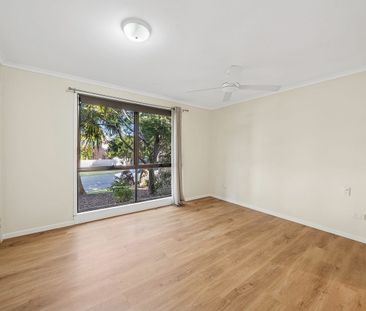 33 Woodlark Rise, Sunrise Beach, Qld 4567 - Photo 1