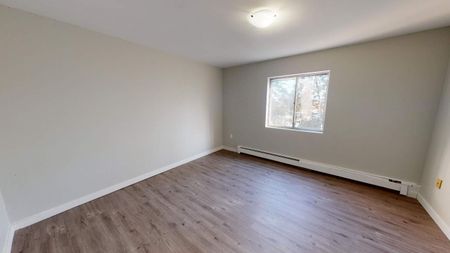 Two Bedroom Apartment - Photo 3