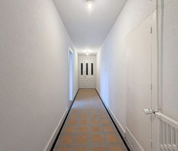 Bel appartement de 3.5 pièces entièrement rénové proche de la gare. - Photo 3
