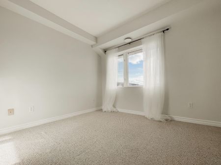 For Lease - 41 Goodwin Drive Unit# 409, Guelph, Ontario - Photo 2