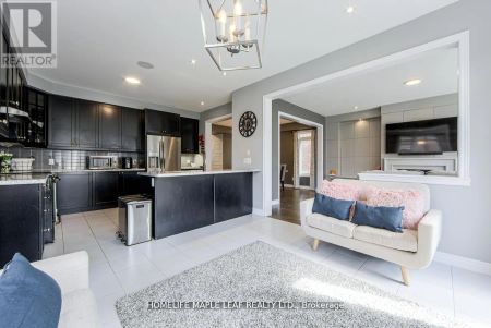 118 LORNE THOMAS PLACE - Photo 5