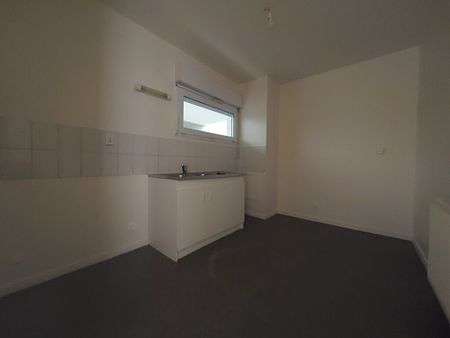 LOCATION APPARTEMENT T2, POITIERS, Breuil-Mingot-Saint-Eloi - Photo 5