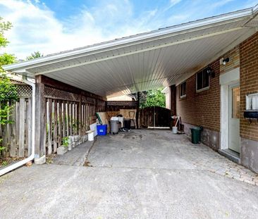 For Lease - 10 Holman Crescent Unit# Lower, Aurora, Ontario - Photo 3