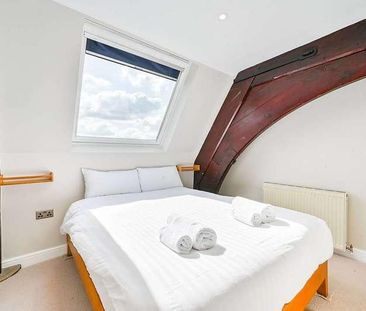 St. Mary's Court, Chiswick, W6 - Photo 5