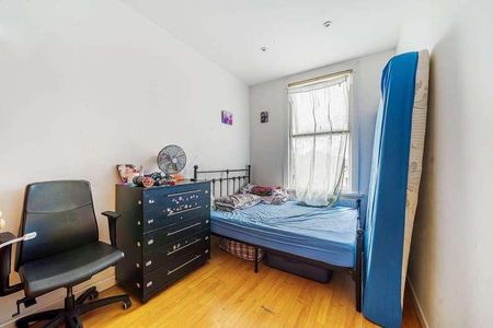 Barking Road, Canning Town, E16 - Photo 4